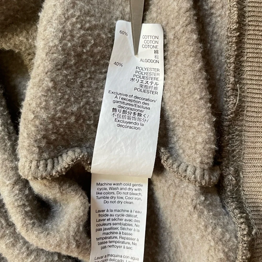 Men’s Gap Hoodie - Picture 4 of 4